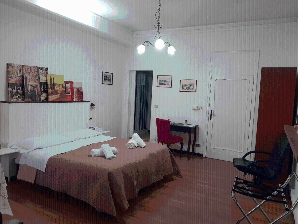 Rooms2Rent Reggio di Calabria Ngoại thất bức ảnh